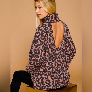 Sexy! Coca Brown & Black Leopard Waffle Top.